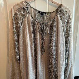 Dress Barn, Roz & Ali blouse with tank top, long sleeve